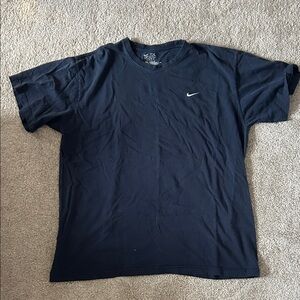Nike Men's Dark Blue Short Sleeve Tee